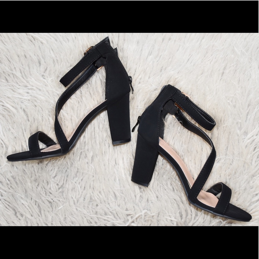Top Moda Strappy Sandals with Heels NWOB